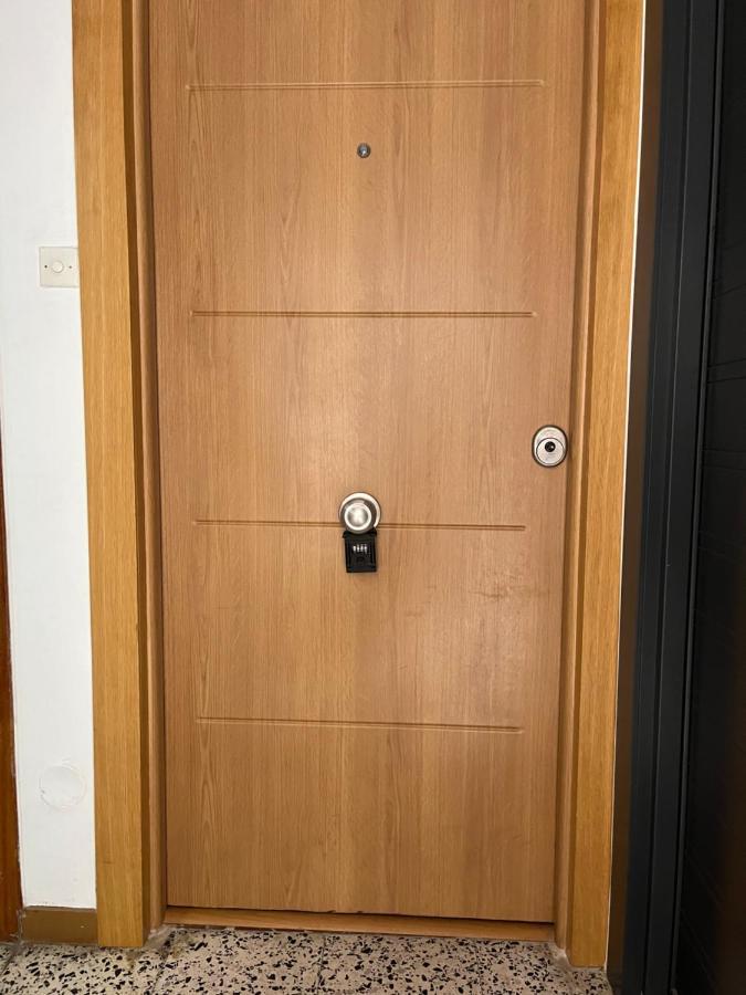 Апартаменты Apartamento Los Marmoles Малага Экстерьер фото